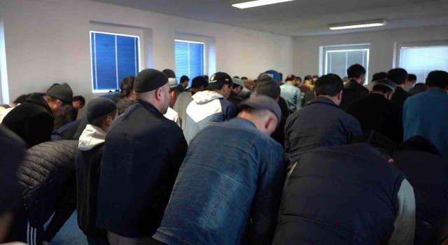 Çekyada bayram namazı eda edildi