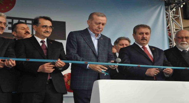 Cumhurbaşkanı Erdoğan, yerli ve milli elektrikli lokomotifin isminin Eskişehir 5000 olacağını açıkladı