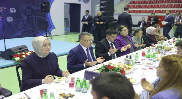 Cumhurbaşkanı Yardımcısı Oktay: “Mescid-i Aksanın kutsiyetine saldırılar kabul edilemez”