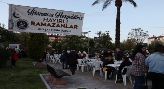 Cumhuriyet Parkı Nazilliyi ağırladı