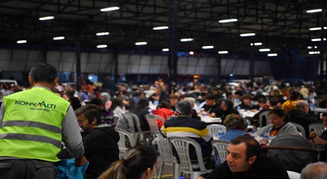 Dayanışma iftarları devam ediyor