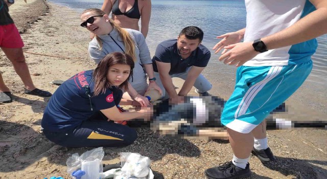 Denize giren yaşlı kadın boğuldu