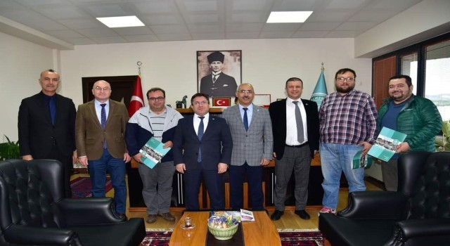 Deprem bölgesinden dönen BAÜNlü Mühendis Akademisyenlere ödül