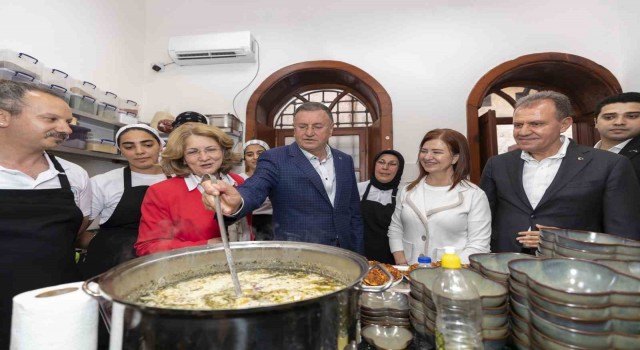 Depremde yıkılan Hatay Gastronomi Evi, Mersin'de açıldı