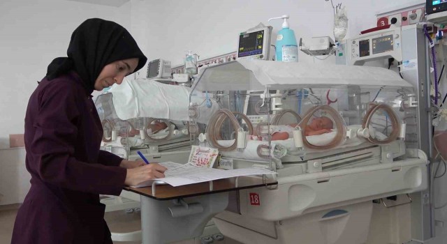 Depremlerde hasar almayan hastanede 65 günde 700 bebek dünyaya geldi