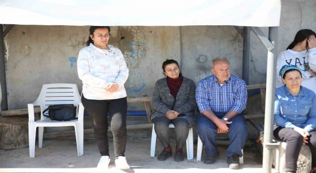 Depremzedeler yaşadıklarını unutamıyor