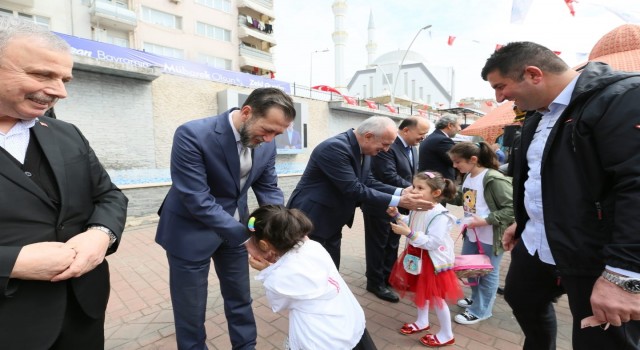 Derincede bayramlaşmaya yoğun ilgi