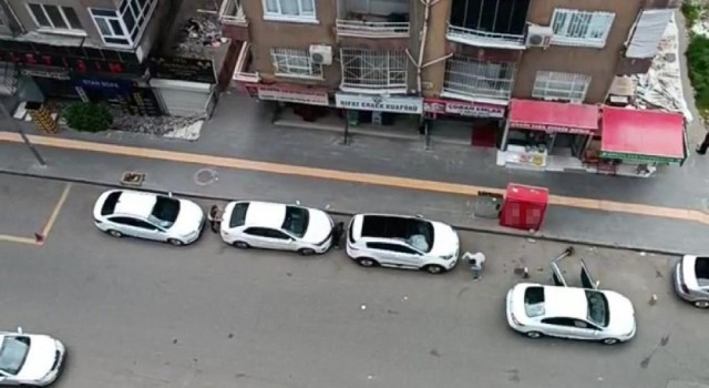 Diyarbakırda bacağından yaralan şüpheli elinde tabancasıyla bekledi