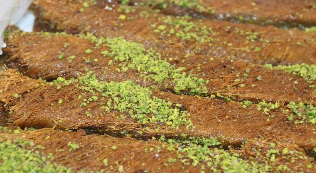 Diyarbakırda üretilen 40 tona aşkın ‘tescilli burma kadayıf, Türkiyenin ağzını tatlandıracak