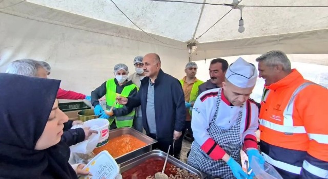 Doğanşehirde depremde vefat edenler için mevlit okutuldu