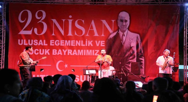 Döşemealtında 23 Nisan, karnaval havasında kutlandı