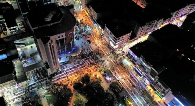 DP Genel Başkanı Gültekin Uysal, Kocaelide 20 bin kişilik halk iftarına katıldı