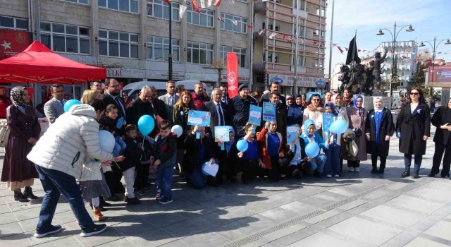 Dünya Otizm Farkındalık Günü etkinliklerinde çocuklar doyasıya eğlendi