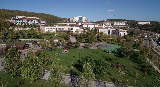 Düzce Üniversitesi Eczacılık Fakültesi ilke imza attı