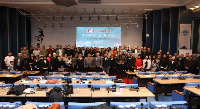 Eczacı Asistanlığı Kursu Tamamlandı