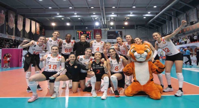 Eczacıbaşı Dynavit, Sigorta Shopu 3-2 mağlup etti