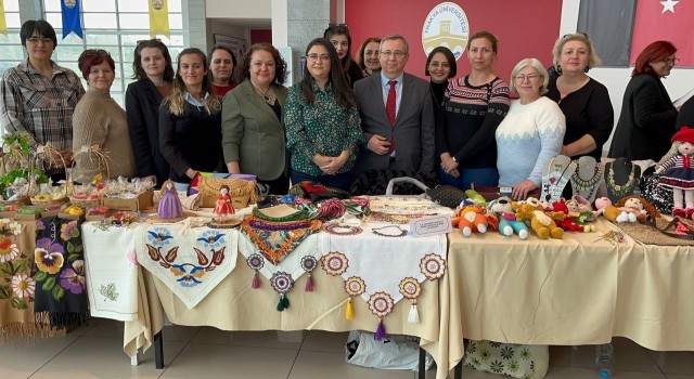 Edirne'de kadınların el emeği ürünler büyük beğeni aldı