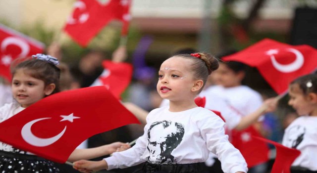 Efelerin çocukları çocuk bayramını kutladı