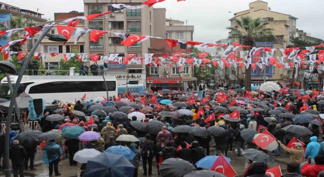 Ekrem İmamoğlu, Bigada ‘Halk Buluşmasında vatandaşlara seslendi
