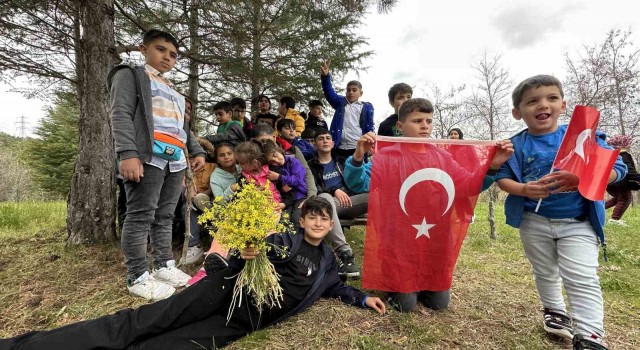 Elazığda depremzede çocuklara doğal terapi