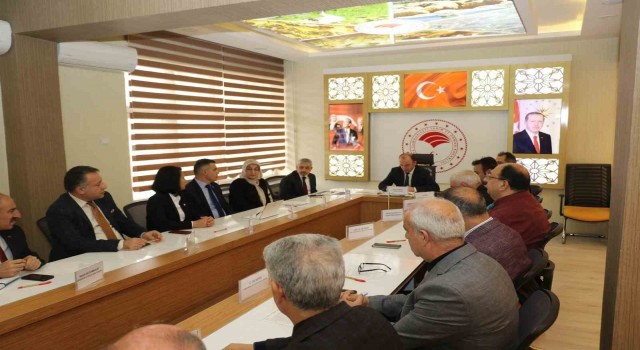 Elazığda tarımsal kuraklık il kriz merkezi toplantısı yapıldı