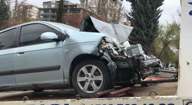 Elazığda trafik kazası: 2 yaralı