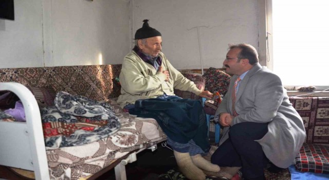 Emet Belediyesinden yaşlı ve engellilere elektronik yatak desteği
