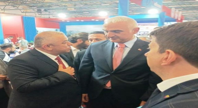 Erdoğan Bıyık, Düzce-Beyköy-Abant yolu için bakanla görüştü