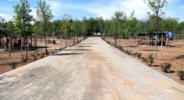 Ergani Millet Bahçesi Çalışmaları Son Sürat Devam Ediyor