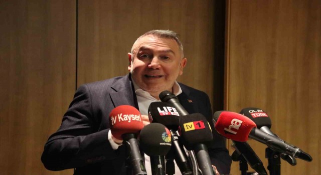 Ertekin: İktidar değişikliği olursa gidecek bir kişi var, o da Alpaslan Baki Ertekin