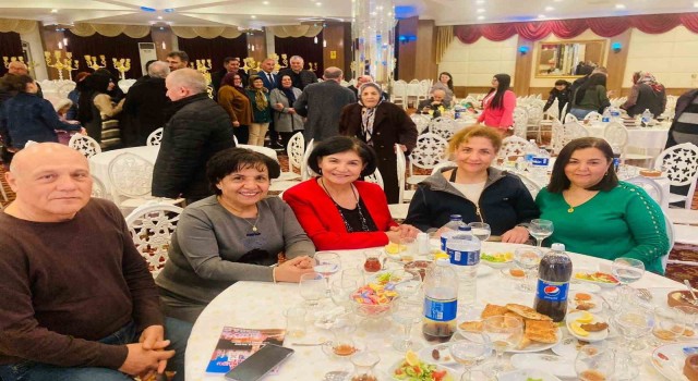 Eskişehirdeki Hamzahacılılar iftar yemeğinde bir araya geldi
