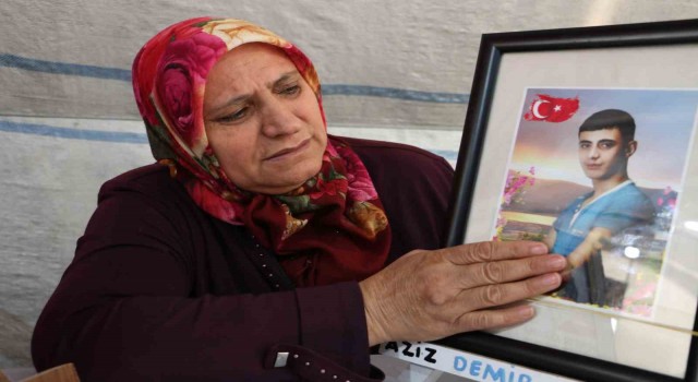 Evlat nöbetindeki Güzide Demir: “Ben oğlumu HDPden istiyorum”