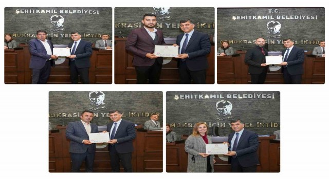 Fadıloğlu, yeni meclis üyelerine mazbatalarını teslim etti