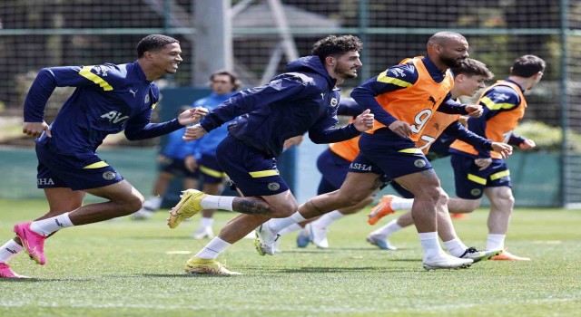 Fenerbahçe, Sivasspor maçı hazırlıklarını tamamladı