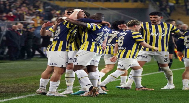 Fenerbahçe, Türkiye Kupasında yarı finalde