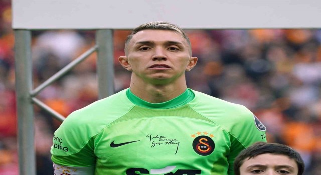 Fernando Muslera 450. maçına çıktı