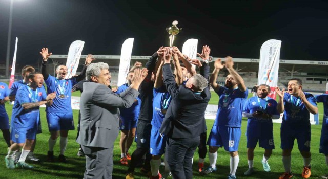 Fethiyedeki turnuvanın şampiyonu Ölüdeniz oldu