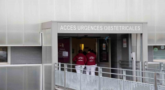 Fransada acil serviste 3 gün yatak sırası bekleyen hasta öldü