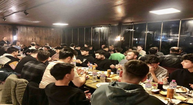 Futbol camiası iftar programında buluştu