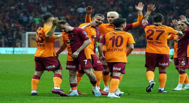 Galatasaray 5 hafta İstanbuldan çıkmayacak