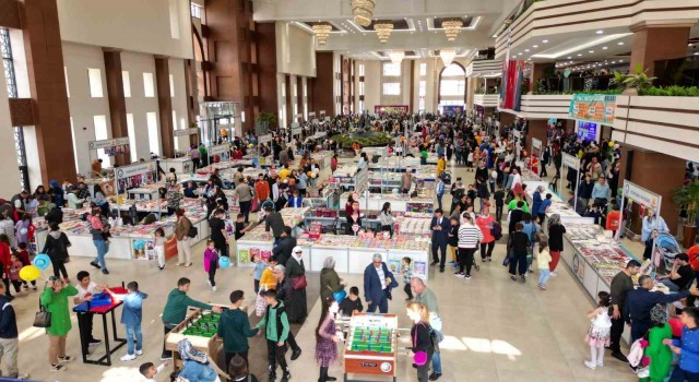 Gaziantepte çocuk şenliğine yoğun ilgi