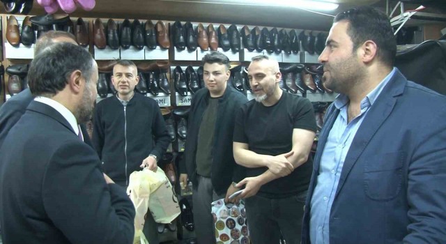 Gaziosmanpaşada esnaftan AK Partili adaylara öneri