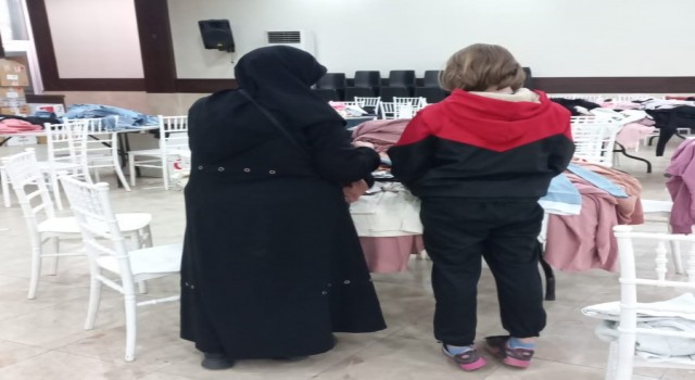 Gedizde depremzede vatandaşlar unutulmadı