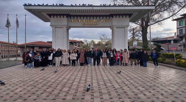 Gedizde en çok okuyan öğrencilere Ankara gezisi