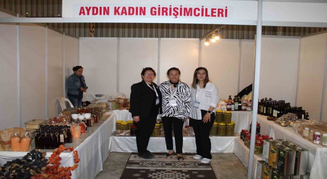 Girişimci kadınlar tarım fuarının ilgi odağı oldu