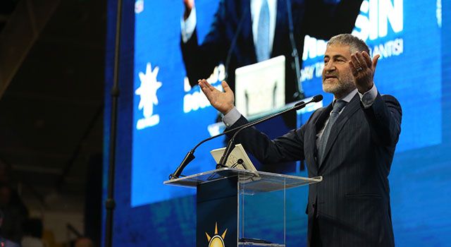 Hazine ve Maliye Bakanı Nebati: "Enflasyon her geçen gün aşağı doğru belini kıra, kıra iniyor"