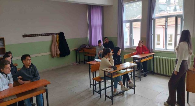 Hisarcıkta lise öğrencilerine Psikososyal Destek, Deprem Psikoeğitim eğitimi