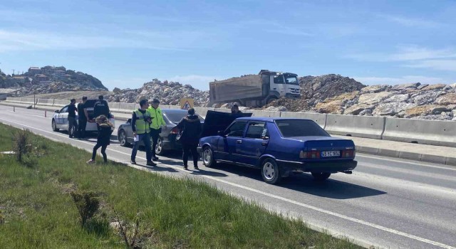 İki otomobil çarpıştı: 1 yaralı