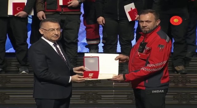 İNDAKA büyük onur