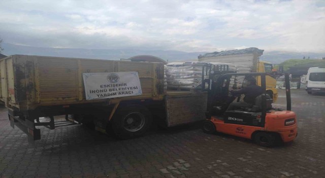 İnönü Belediyesinden deprem bölgesine kuru bakliyat desteği